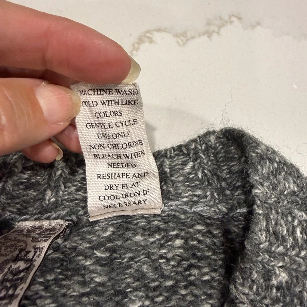 BKE Cardigan Sweater Women Small Gray Wool Blend Lace Floral Button Front V-Neck